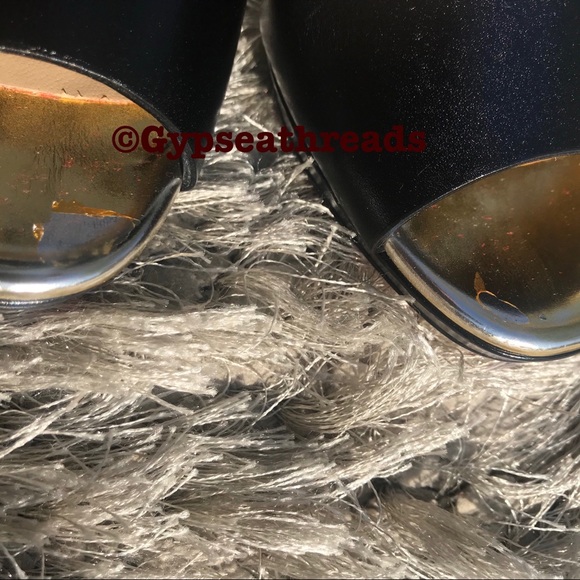 Christian Louboutin Troubida 120 Lace Front Pump🎀 - Picture 7 of 16